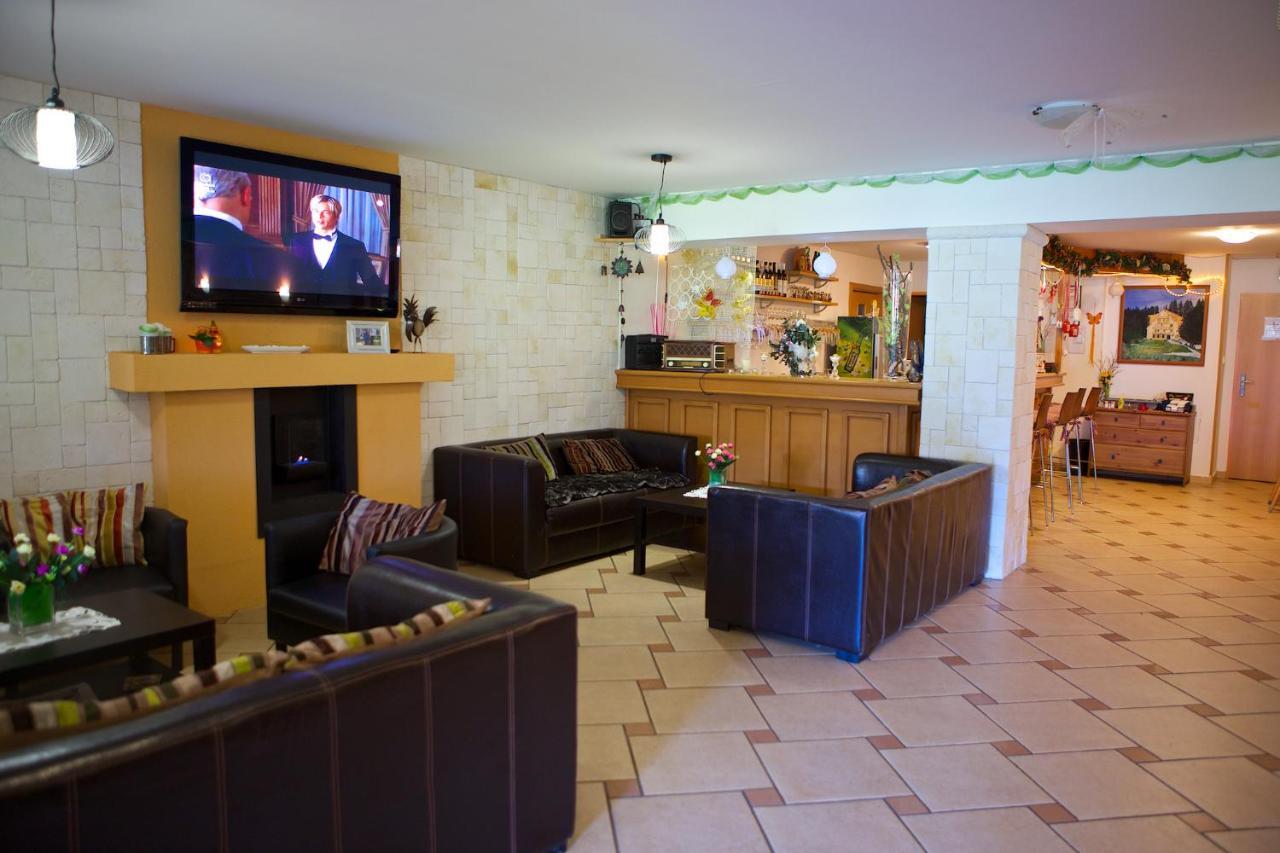 Apartmán&štúdio Tyrkys Spiežovec Donovaly Esterno foto